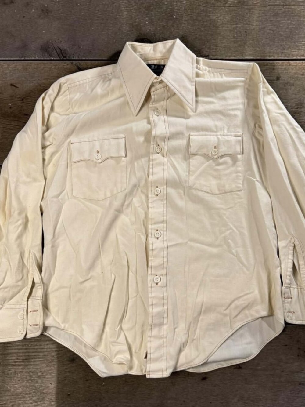 Vintage 70s BJ-R Western Shirt Mens M Form Fit Long Tail Cream Dagger Collar